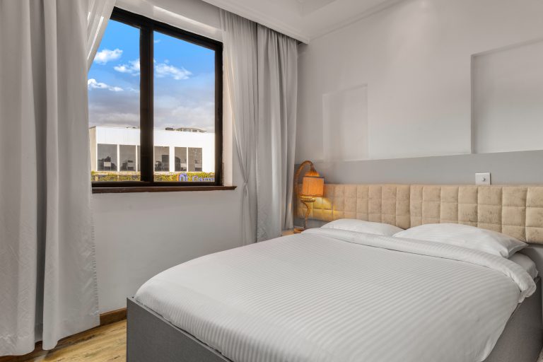 kates-apartment-rooms-505-7