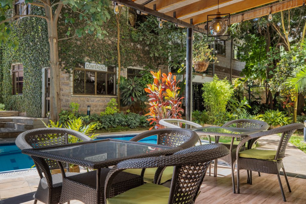 kates-apartment-restaurant-6